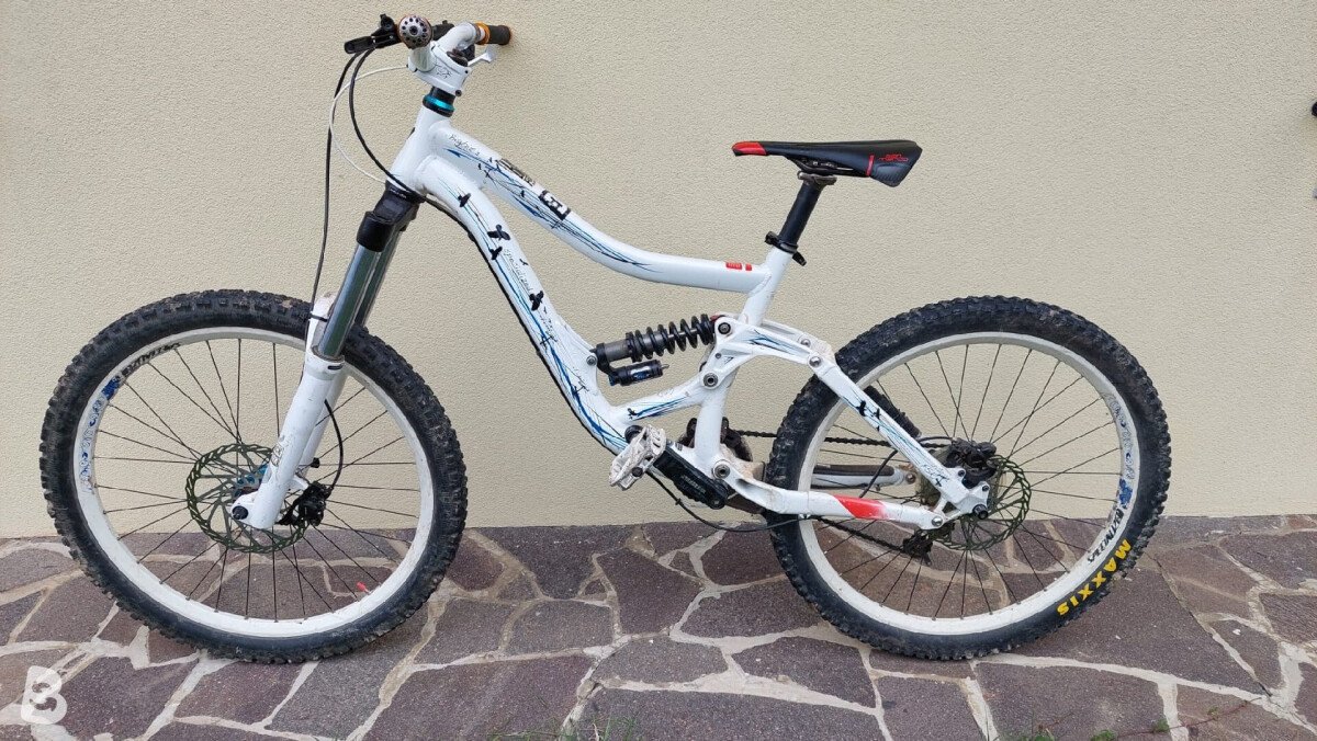Specialized BigHit 3 Fsr 2010
