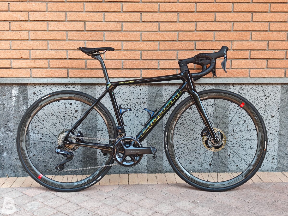 Bianchi Specialissima Ultegra Di2 2023