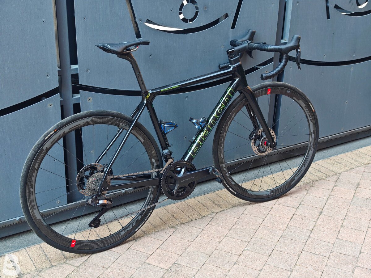 Bianchi Specialissima Ultegra Di2 2023
