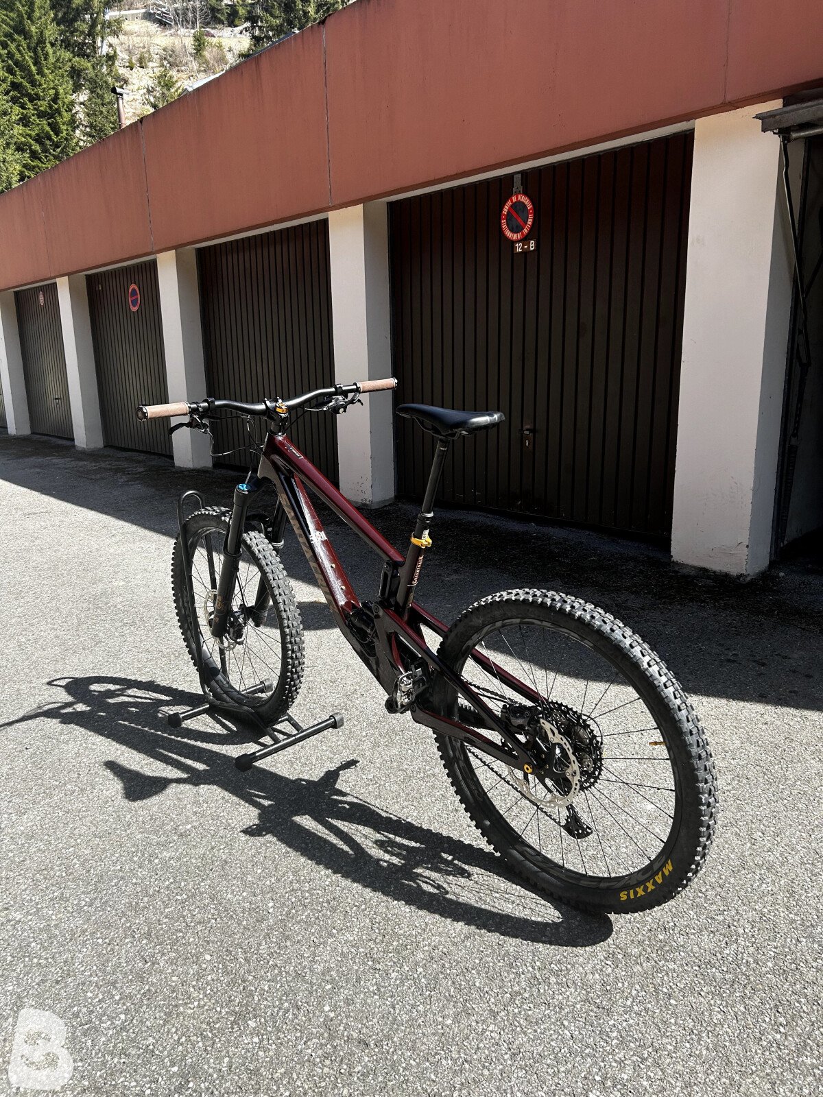 Santa Cruz Nomad XT 2021