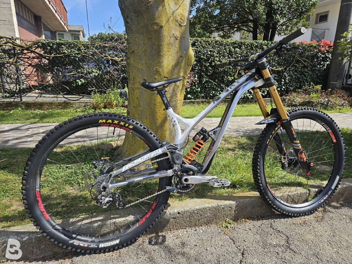 Commencal Supreme DH Worlds Edition 2021