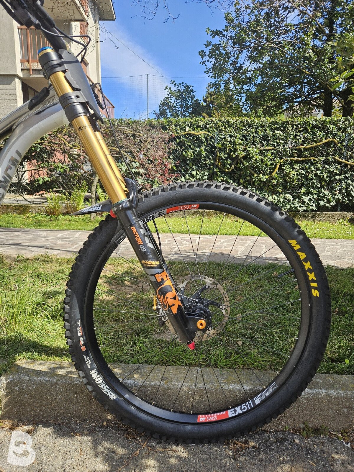 Commencal Supreme DH Worlds Edition 2021