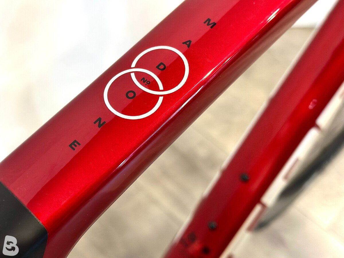 Trek MADONE SL 5 | DT SWISS ERC 1600 | MANUBRIO CARBON 2026