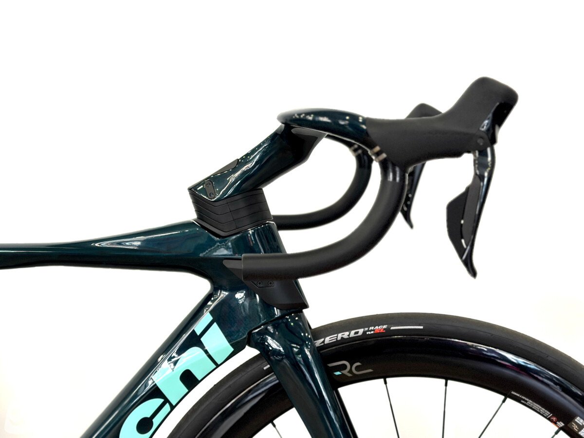 Bianchi OLTRE RC 140th 2025
