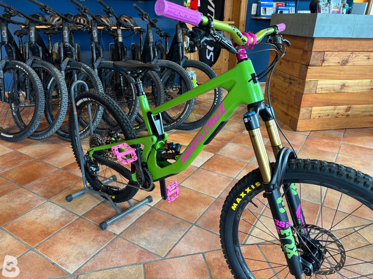 Santa Cruz Nomad X01 2021