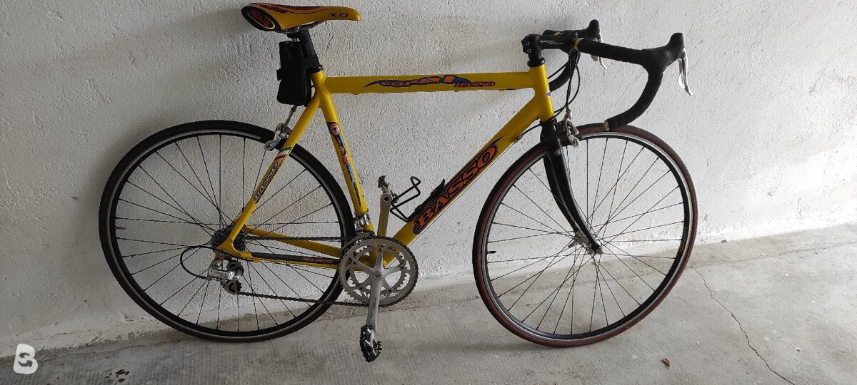 Basso Coral 7120 1990