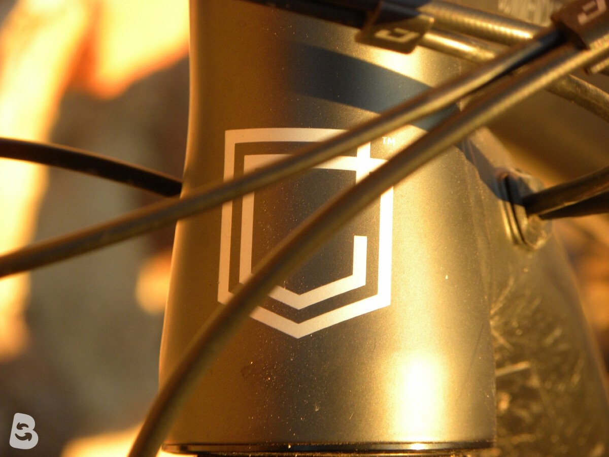 Commencal Clash 2025