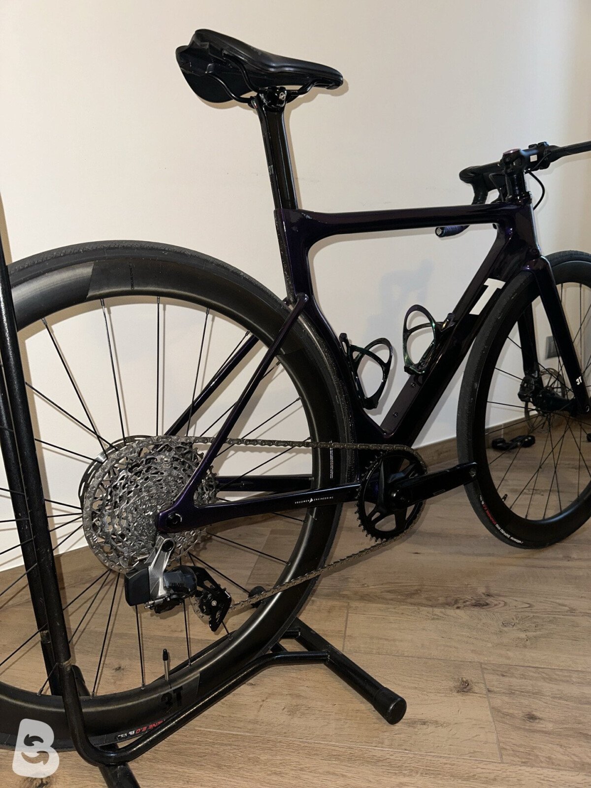 3T Strada 2021