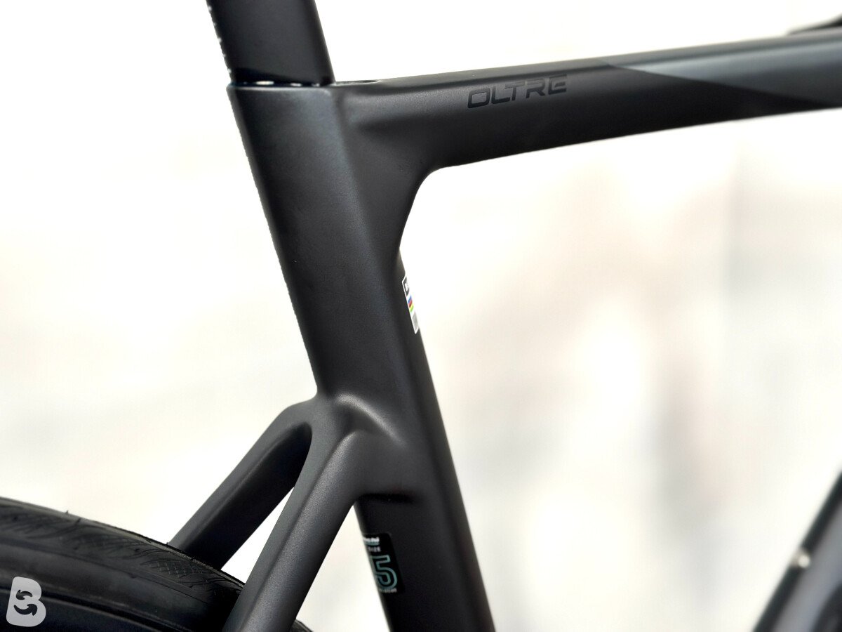 Bianchi OLTRE RACE 105 GRAPHITE MATT 2025