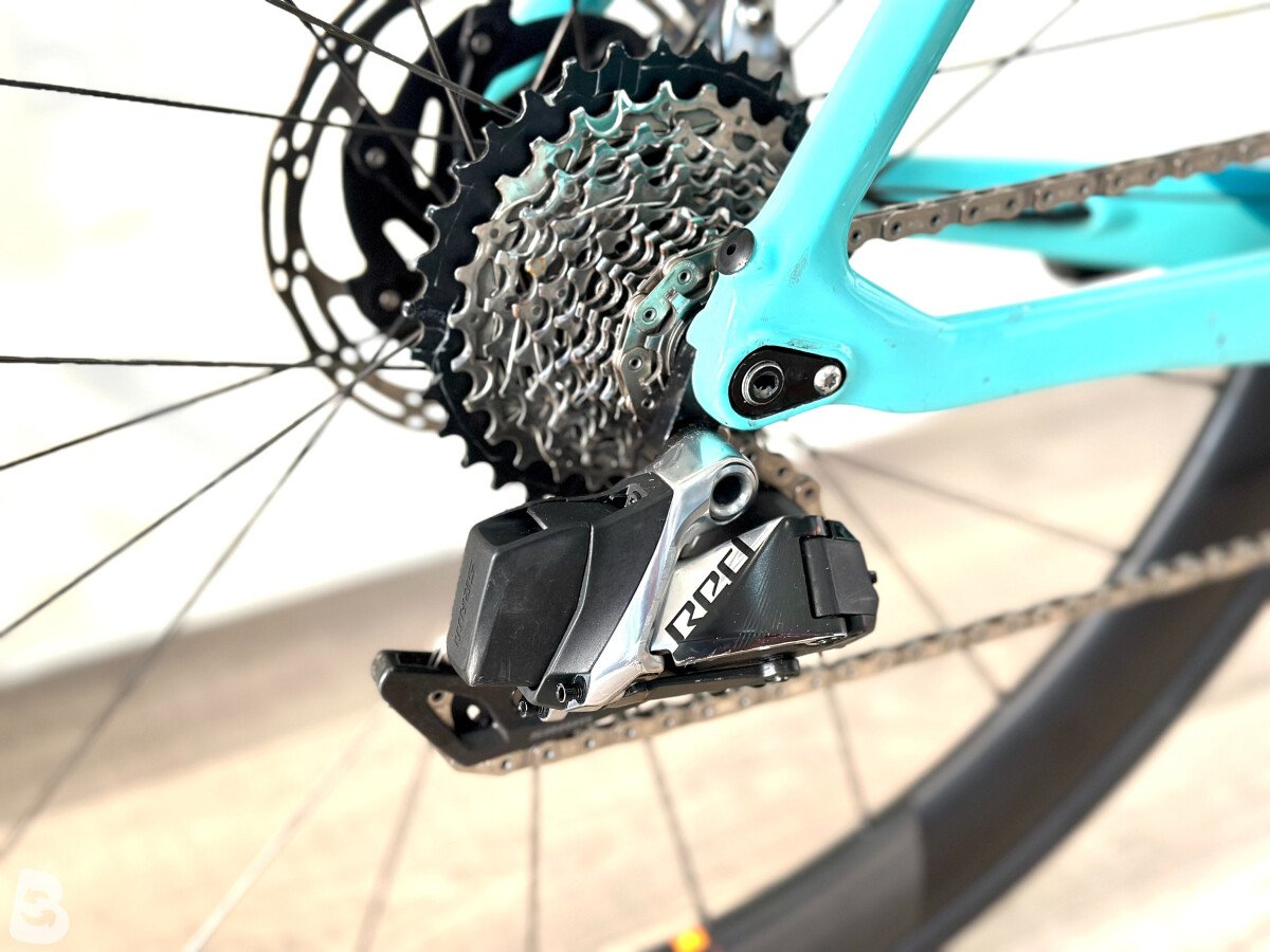 Bianchi OLTRE XR4 | SRAM RED Power Meter 2024