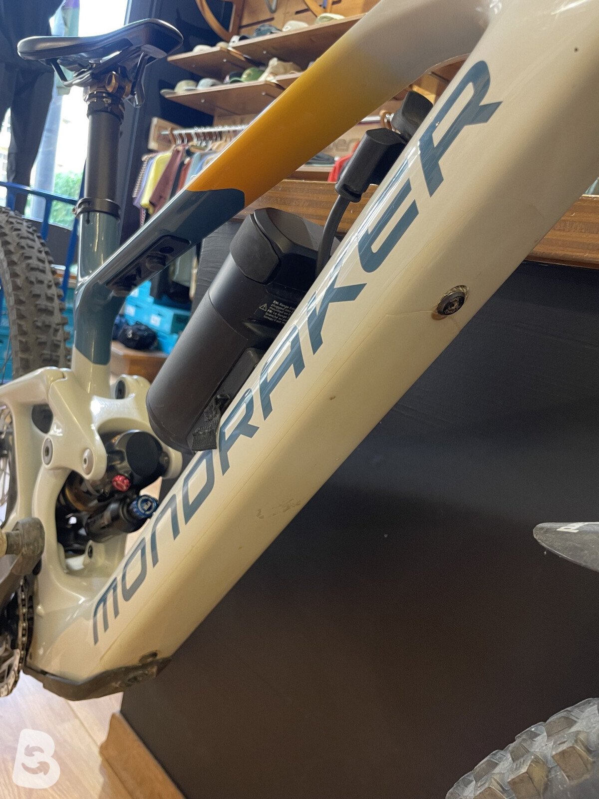 Mondraker Neat RR 2024