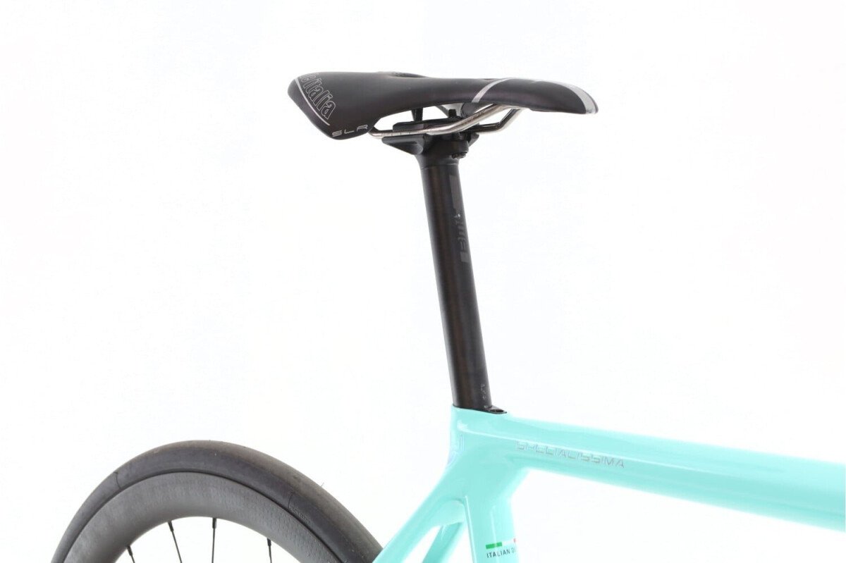 Bianchi Specialissima AXS 12V 2022