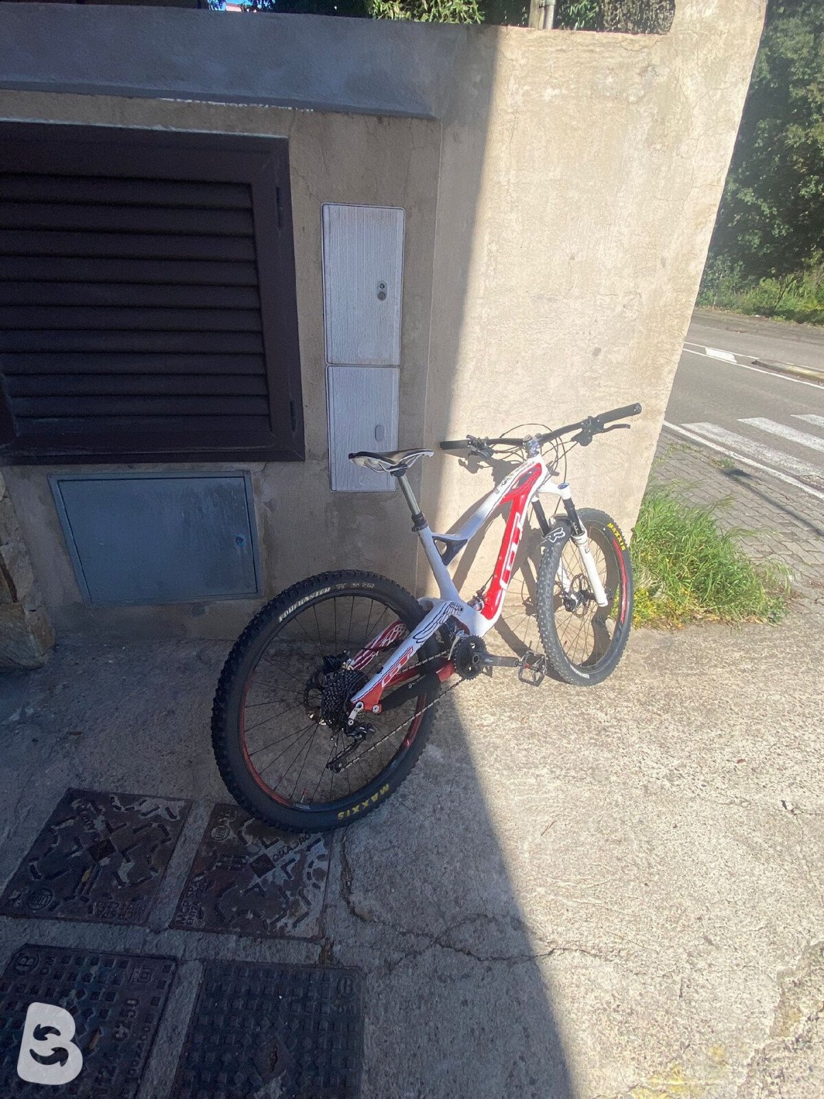 GT GT Carbon Expert 2014