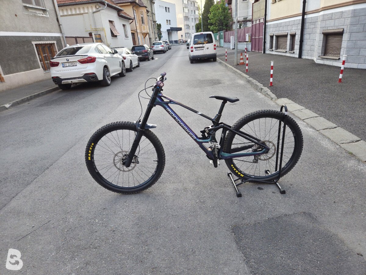 Mondraker Summum R 2024