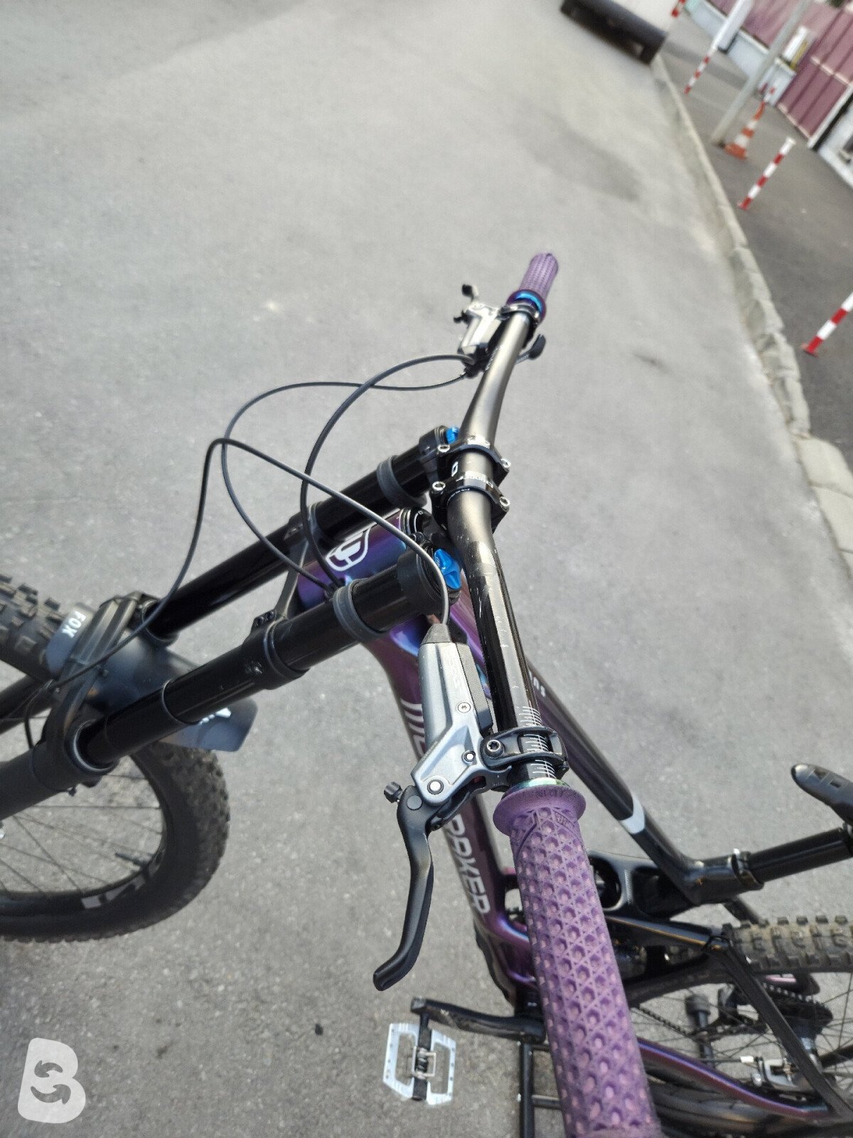 Mondraker Summum R 2024