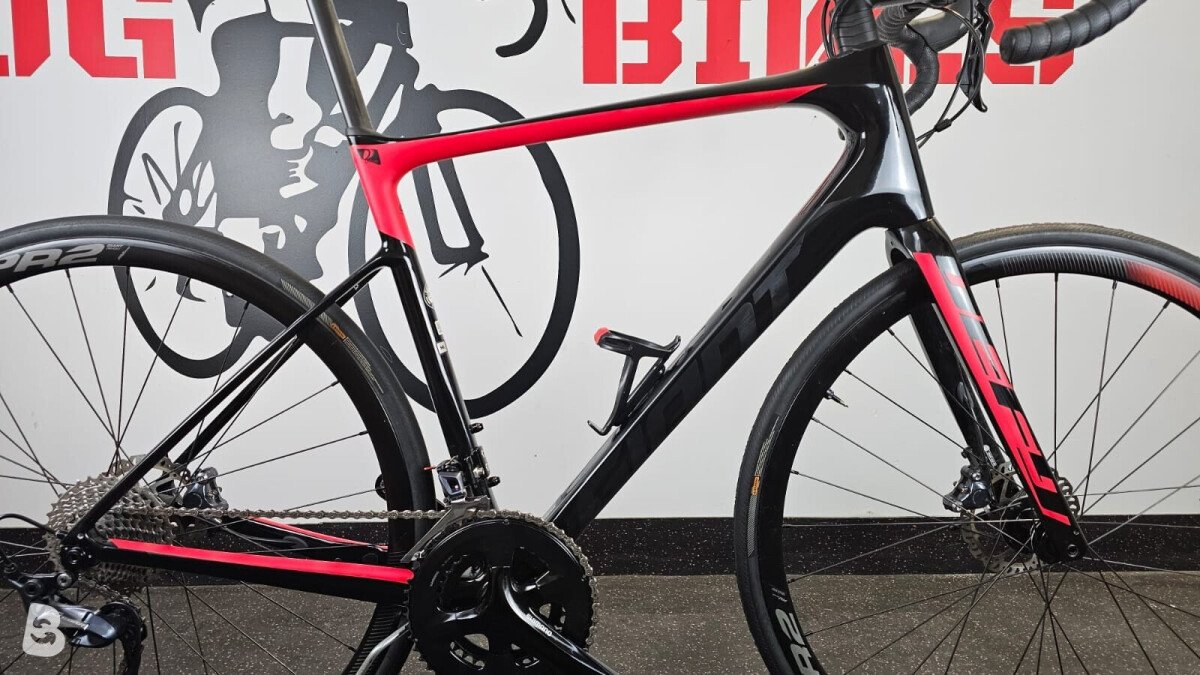 Giant Defy Advanced 1 2021