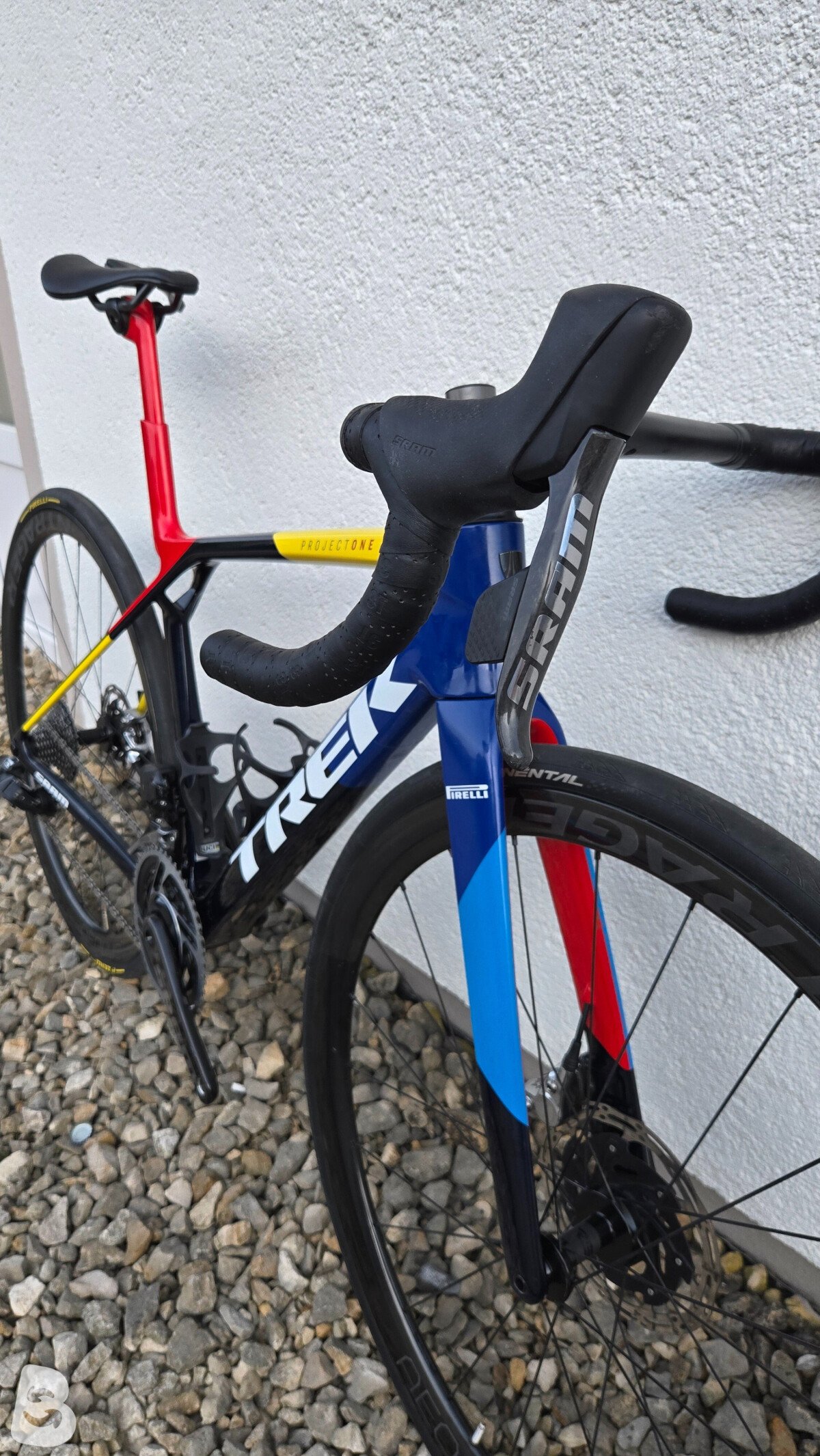 Trek Madone SLR 7 AXS 2025