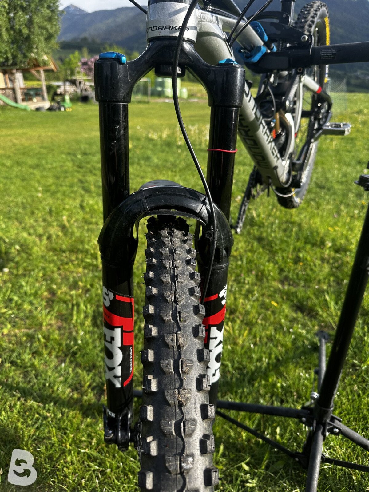 Mondraker Superfoxy R 2021