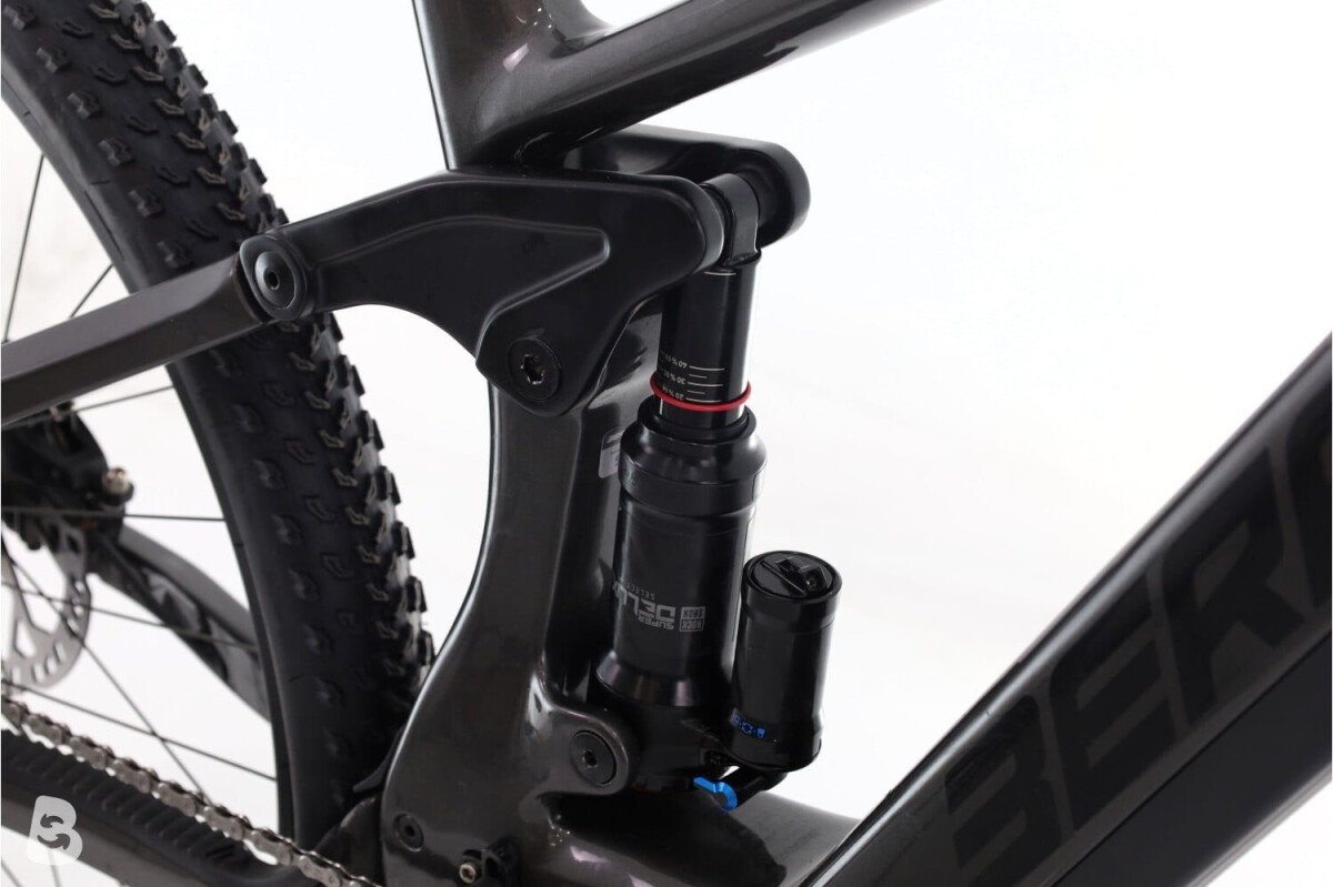 Berria Mako Hybrid 6 XT 2024