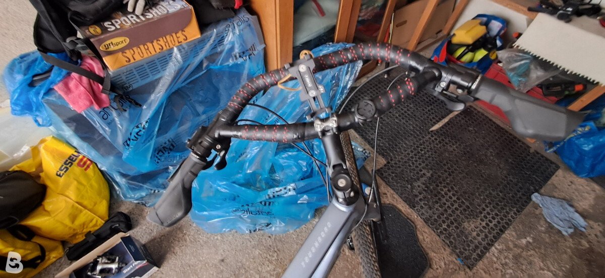 Giant Traugroad 1 2022