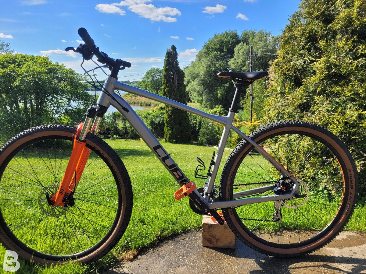 Cube Bikes Aim race 2022
