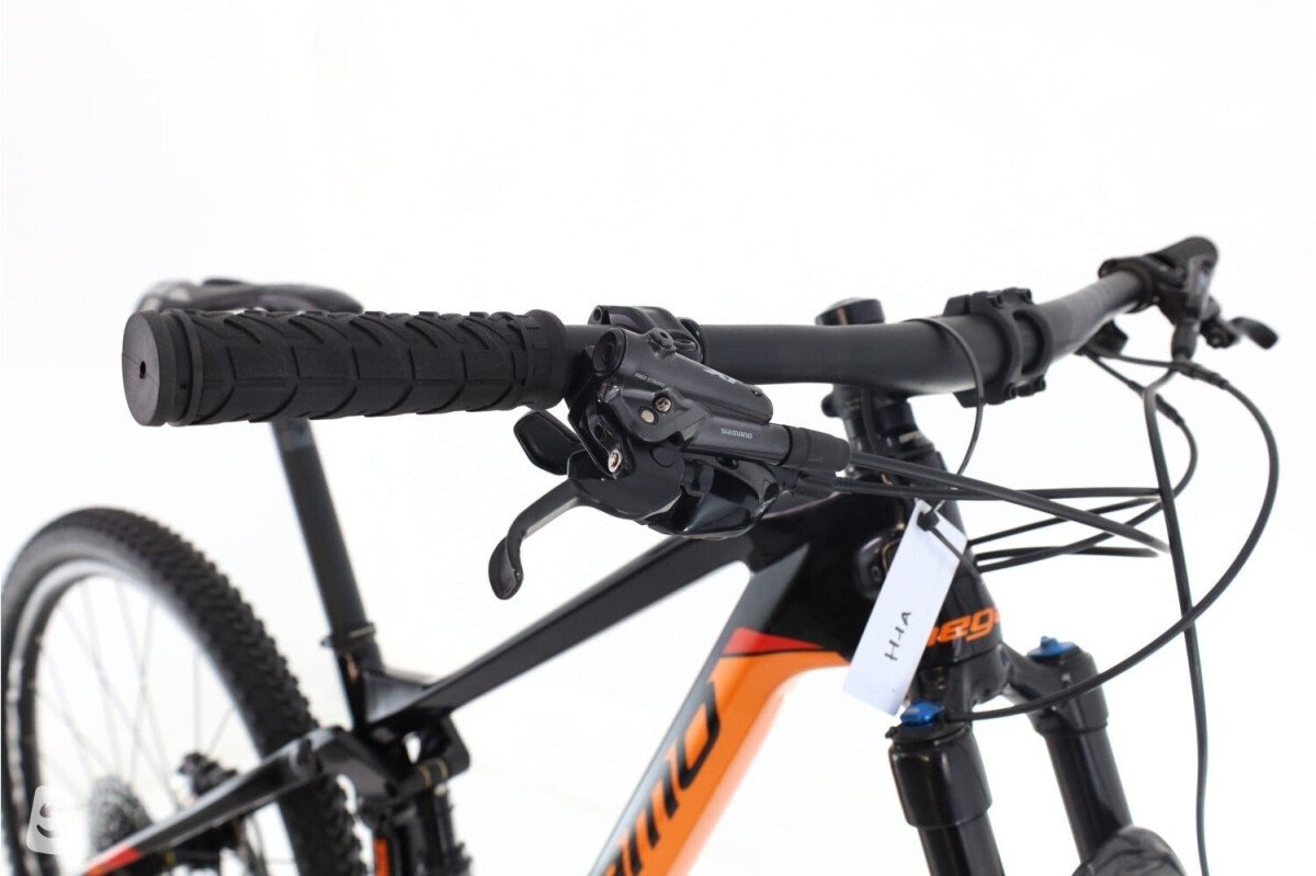 Megamo Track GX 2025