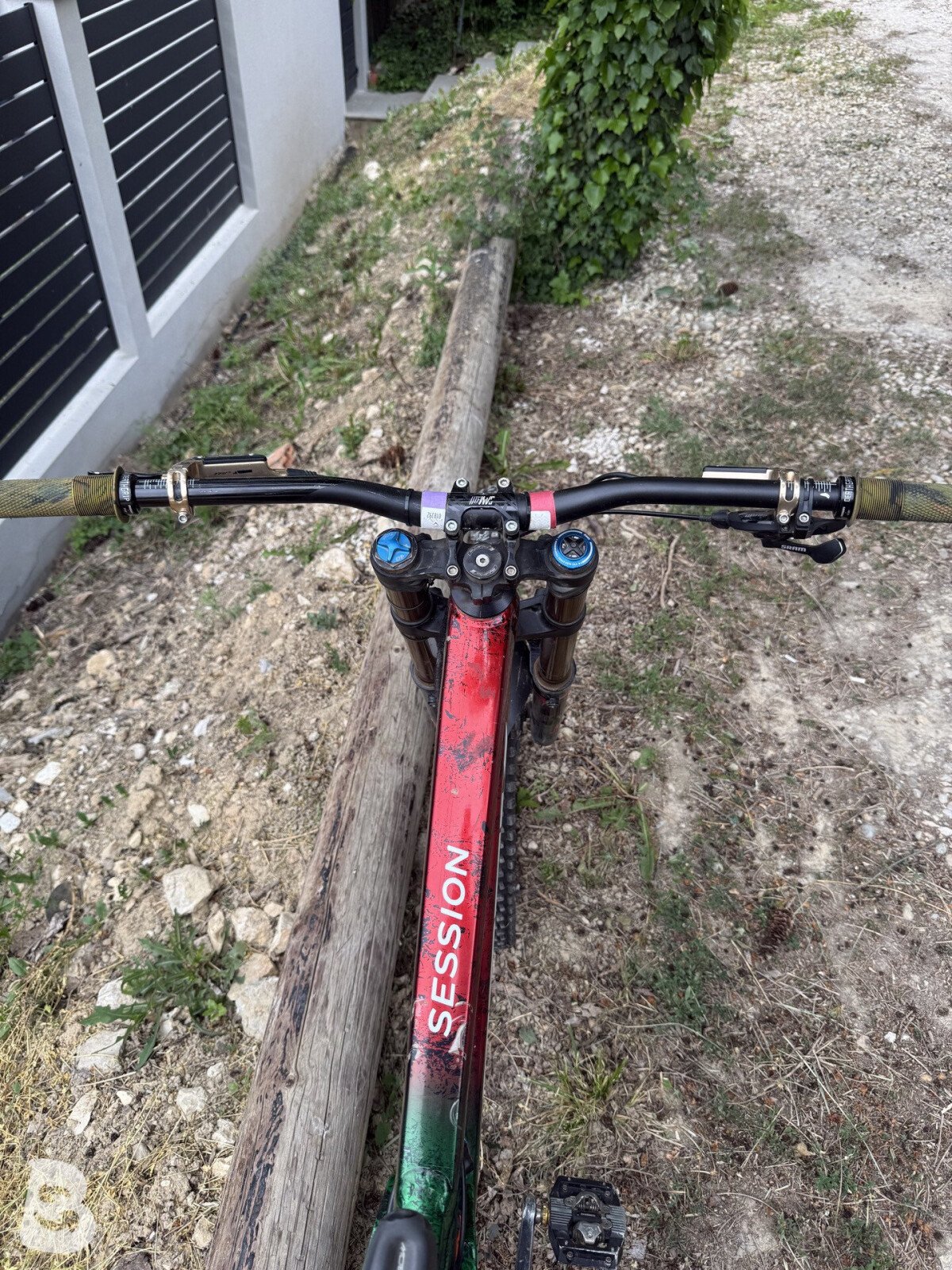 Trek Session AL 2023