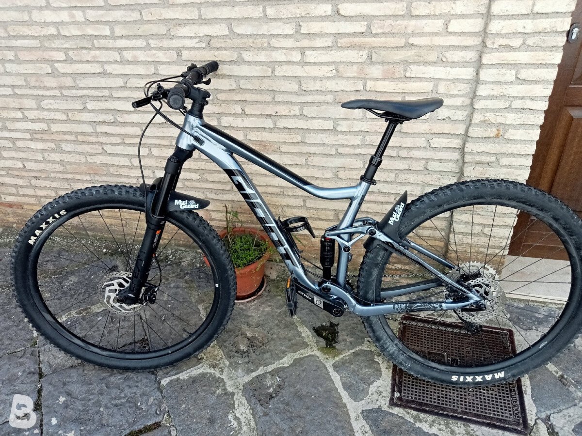 Giant stance 2 2022