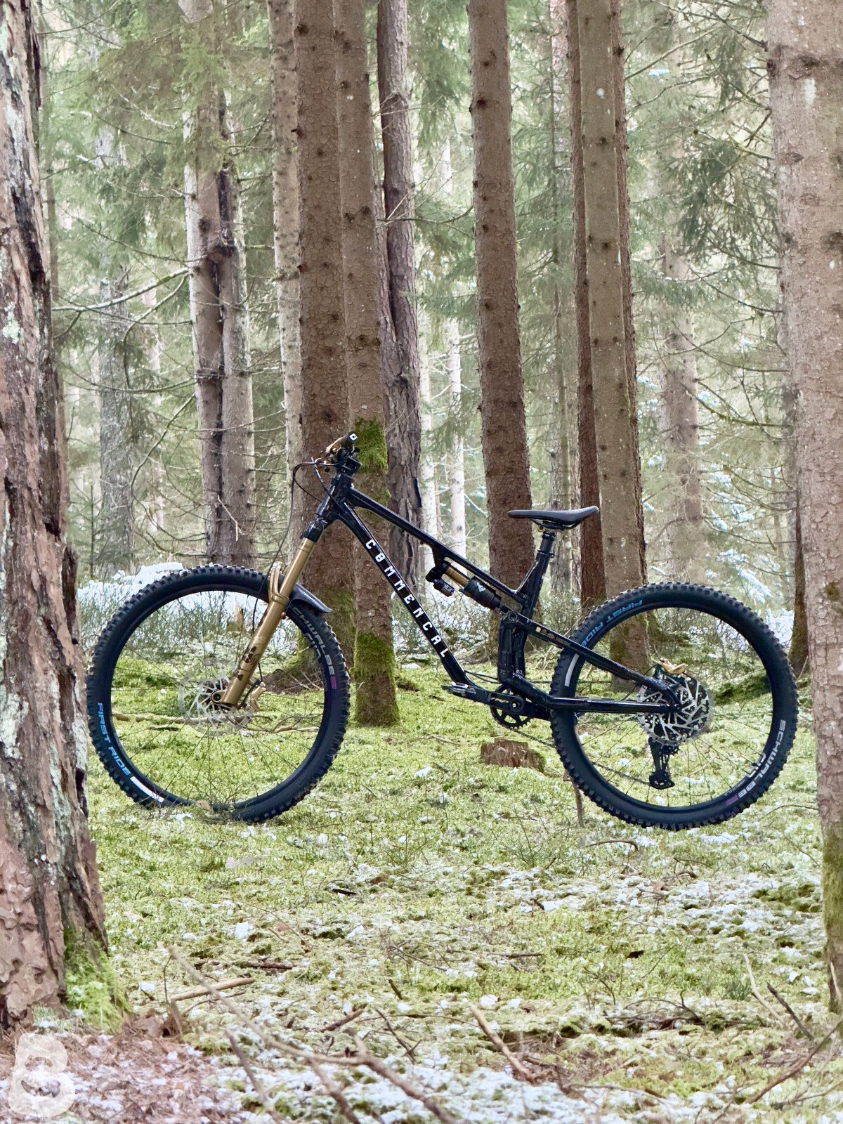 Commencal Meta SX V5 Team 2024