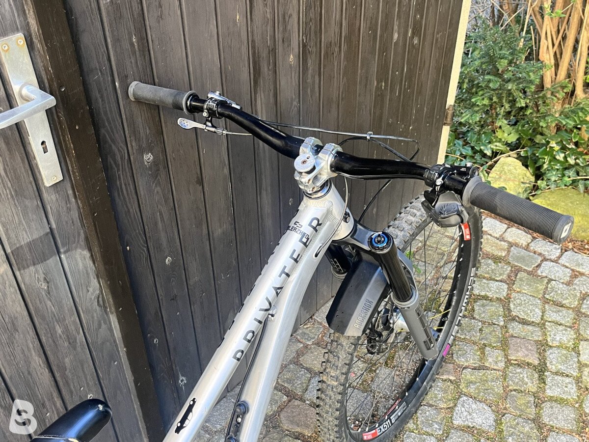 Privateer P161 2020