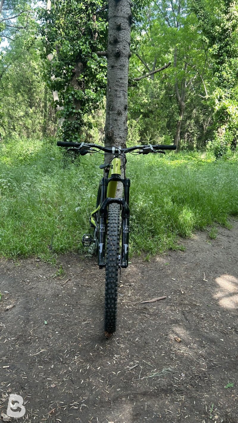 YT Industries Capra Base AL 2025