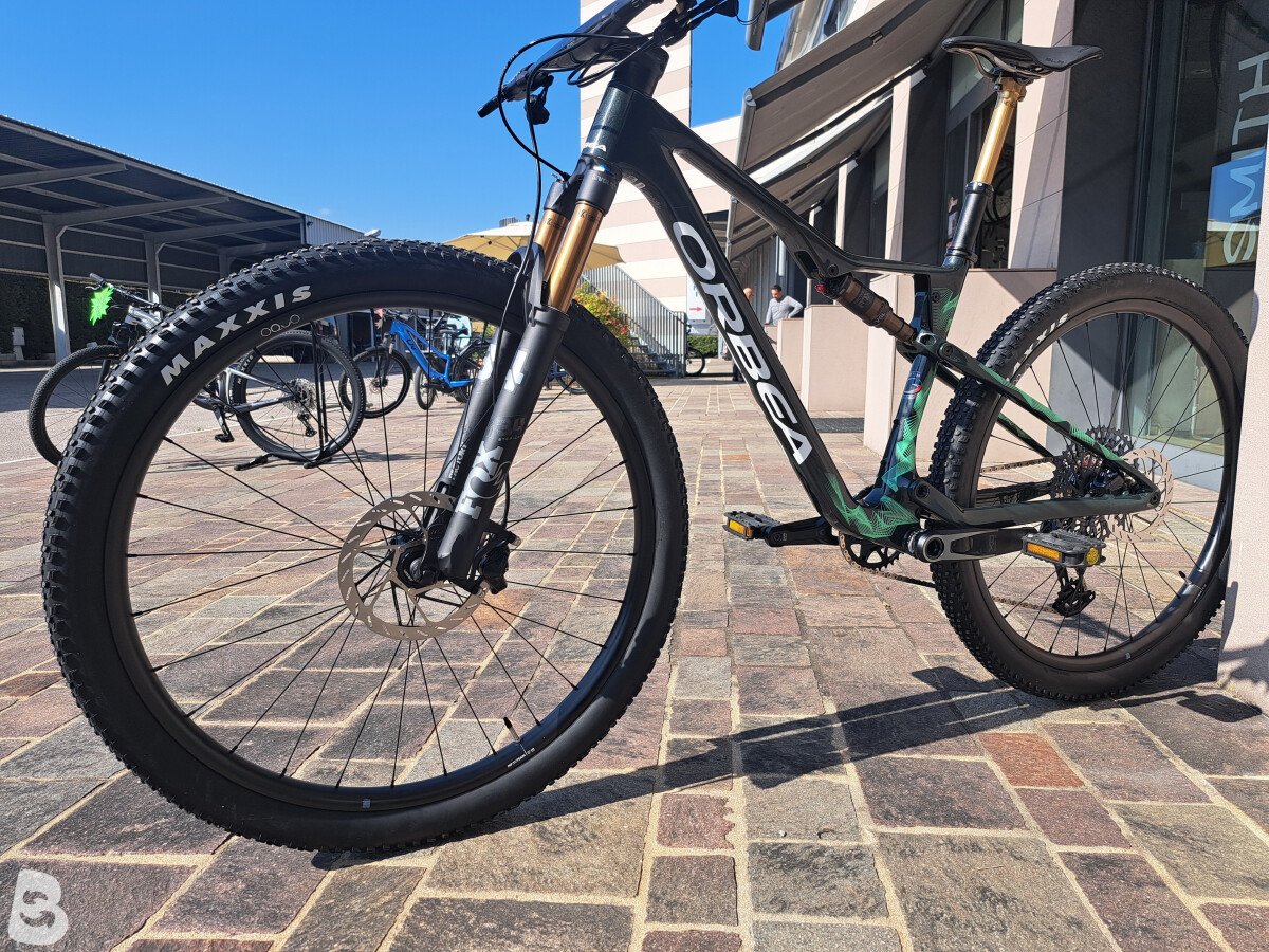 Orbea OIZ M-TEAM AXS 2024
