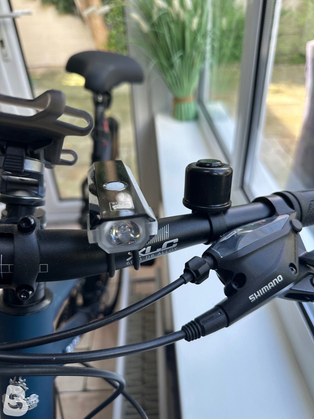 Raleigh Strada City Hybrid 2024