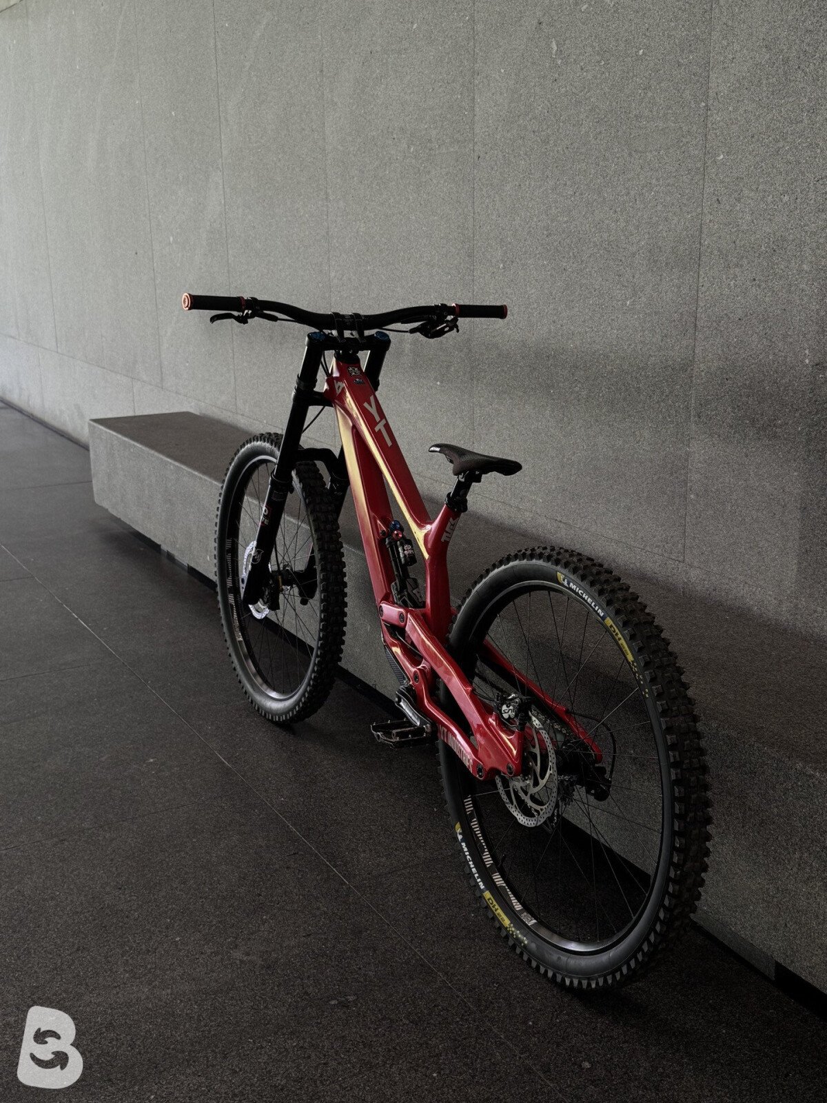 YT Industries Tues Pro 2024