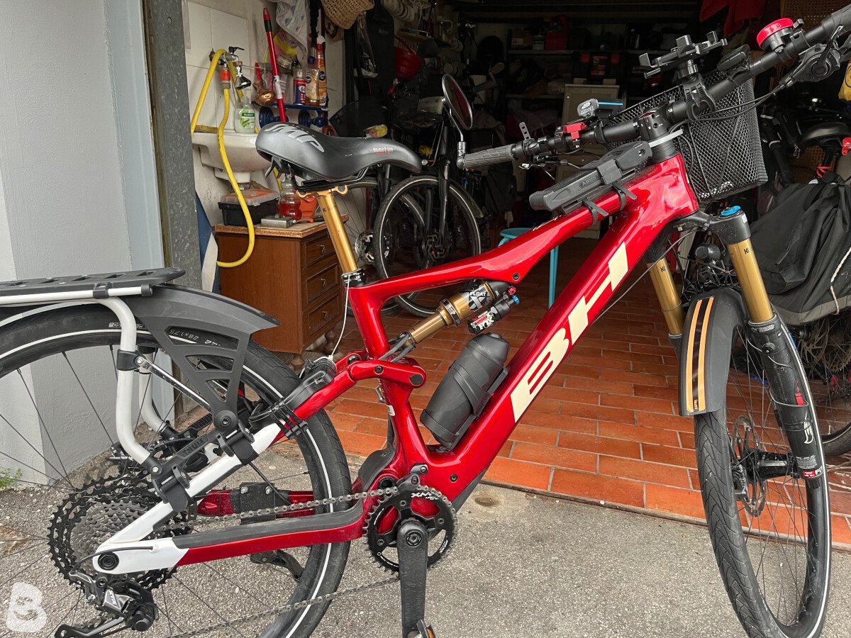 BH H.YNX TRAIL CARBON 8.9 2022