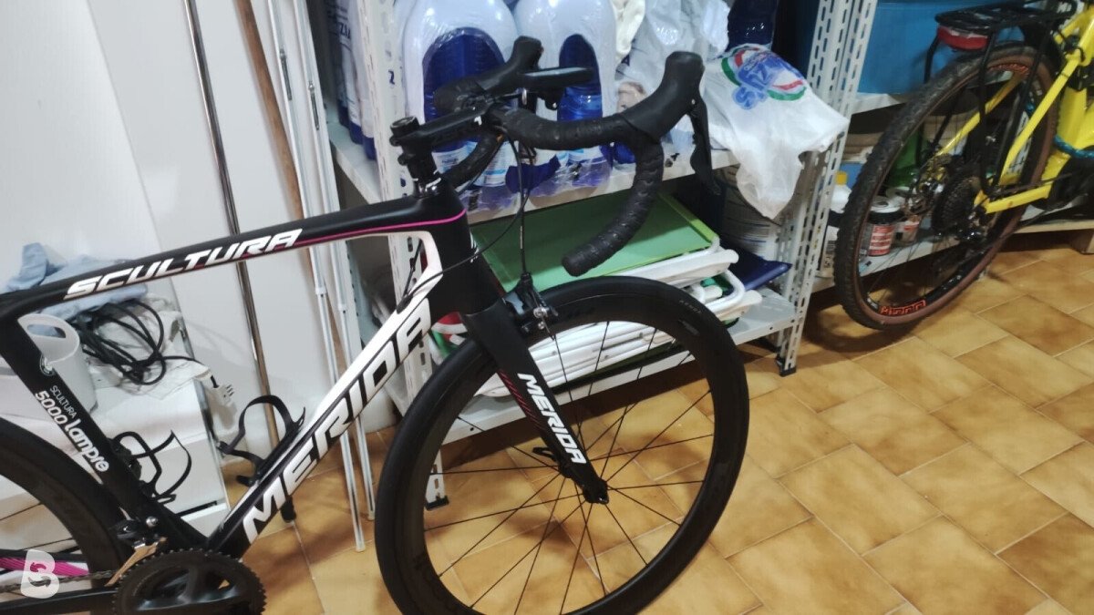 Merida Scultura Lampre 500 2025