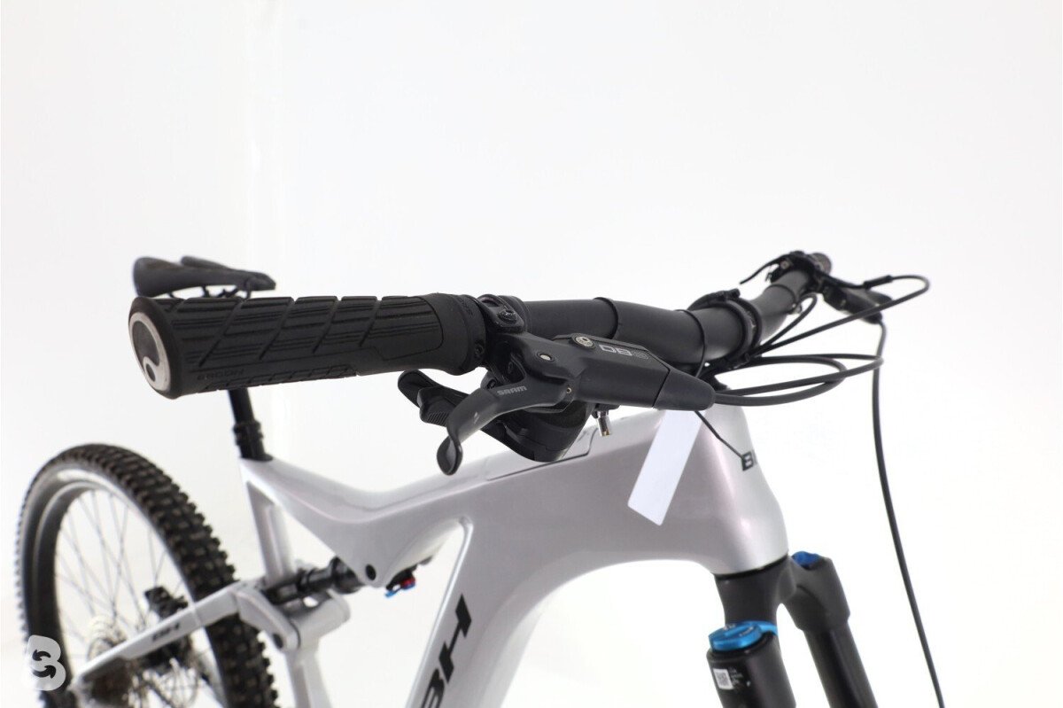 BH AtomX 9.0 XT 2025