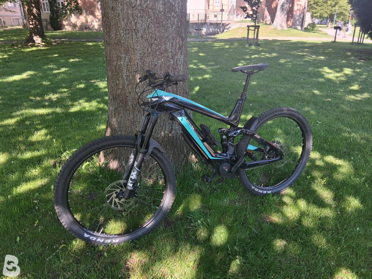 Bianchi E-Omnia FX-Type FS XT 12 2022