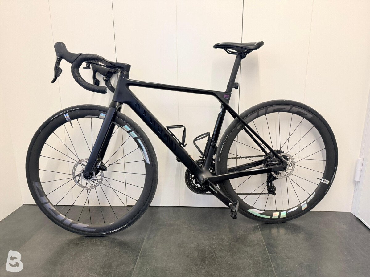 Canyon Ultimate CF SLX 8 Force AXS 2023