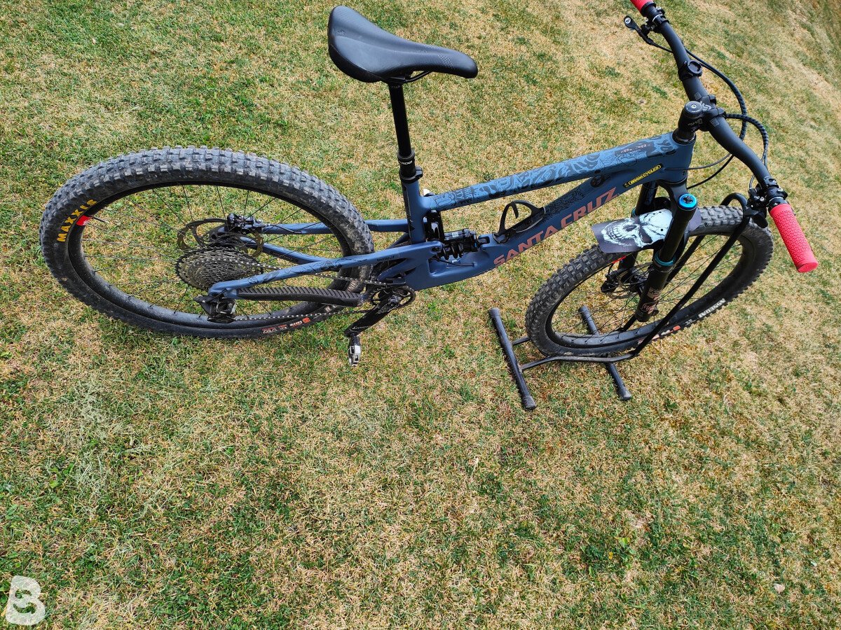 Santa Cruz Megatower XT Coil Carbon 2022