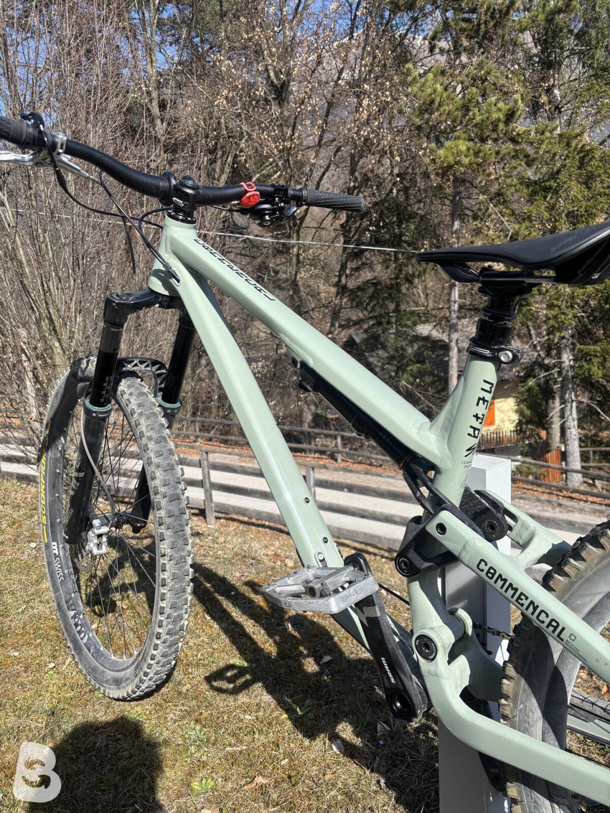 Commencal Meta AM V4.2 Race 2021