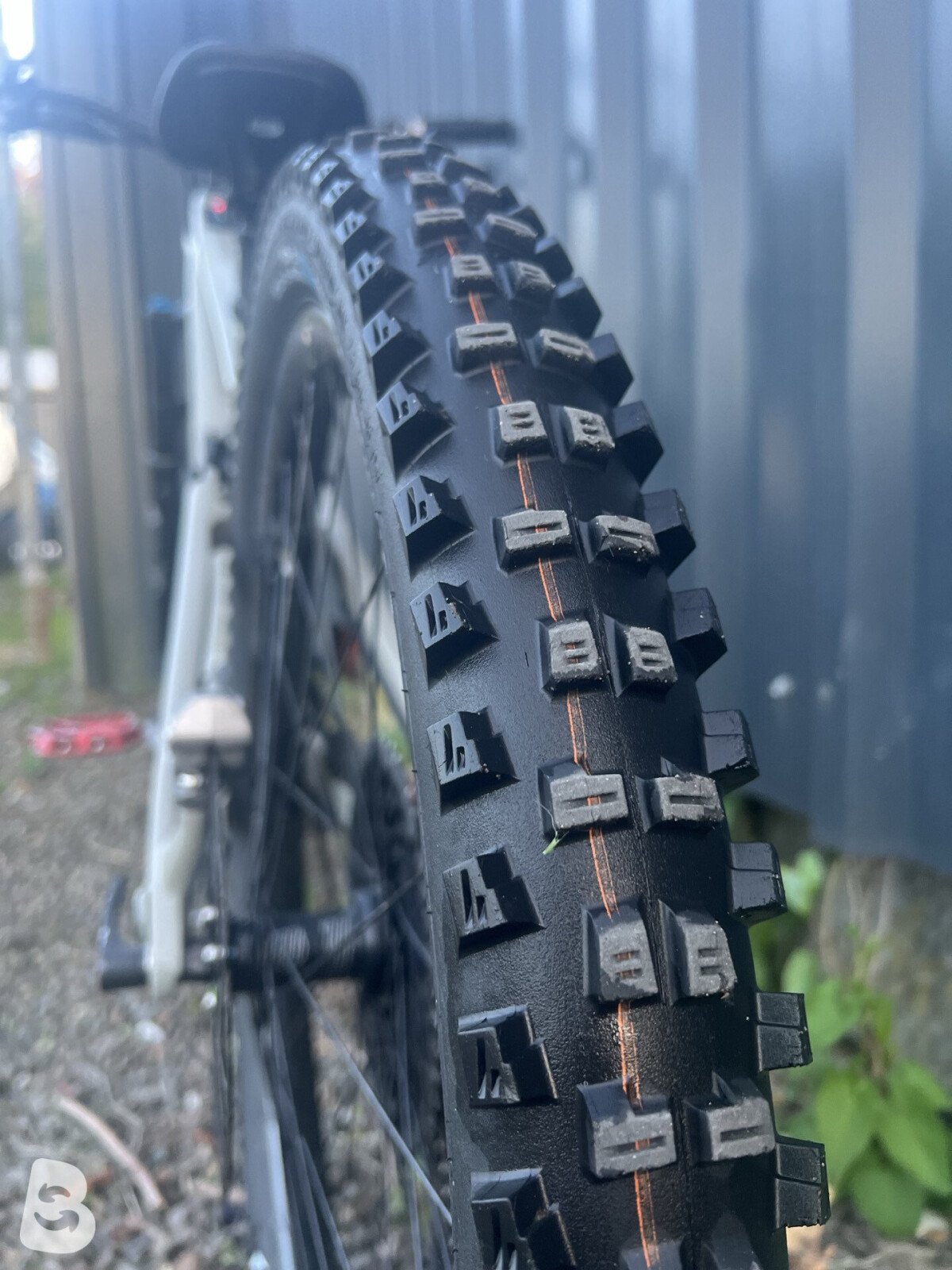Santa Cruz Vala C S Kit 2025