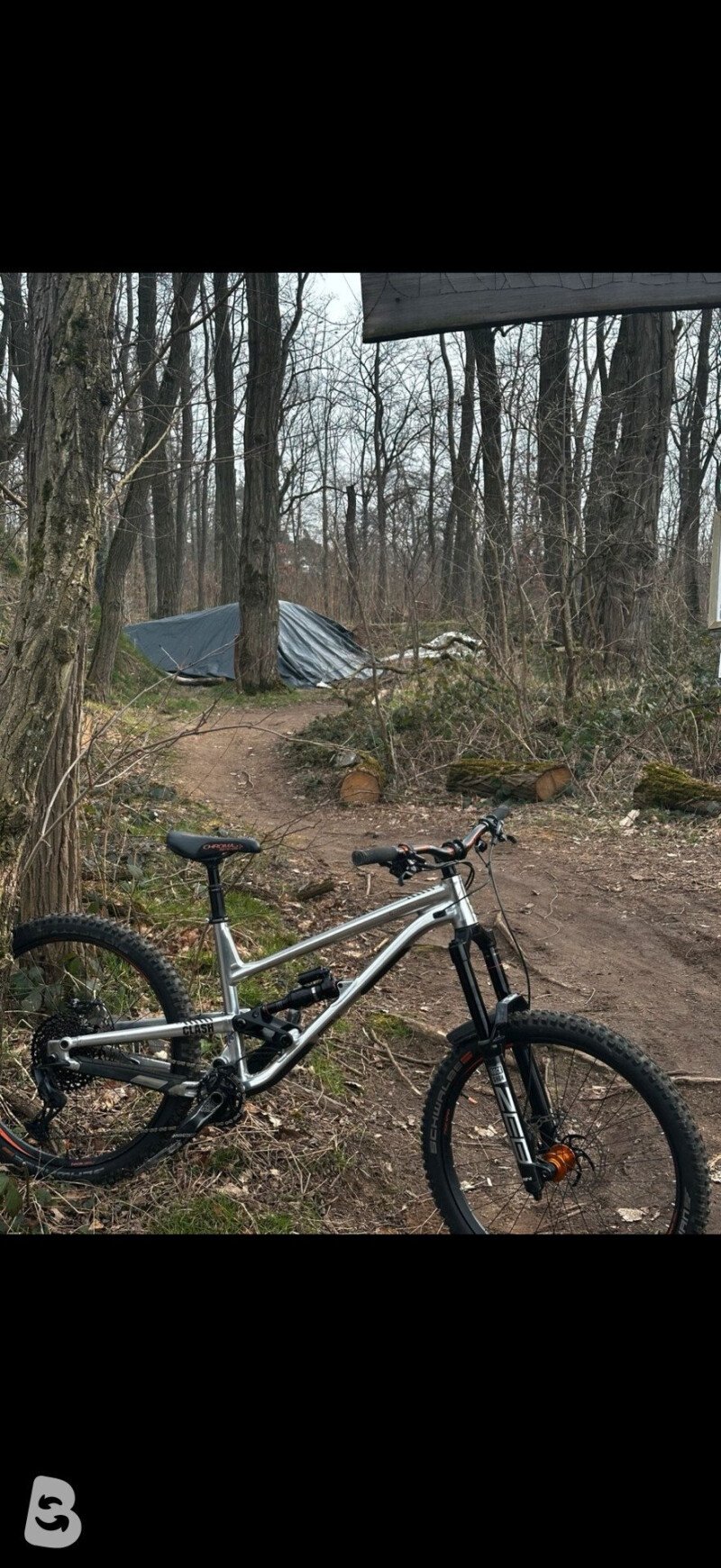 Commencal Clash Essential 2021