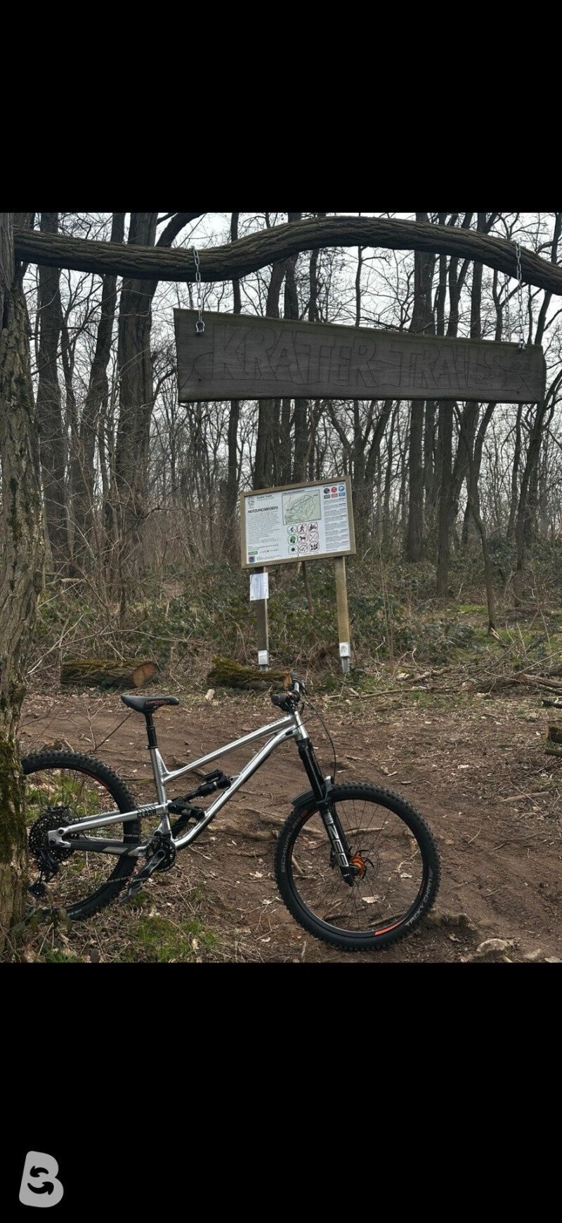 Commencal Clash Essential 2021