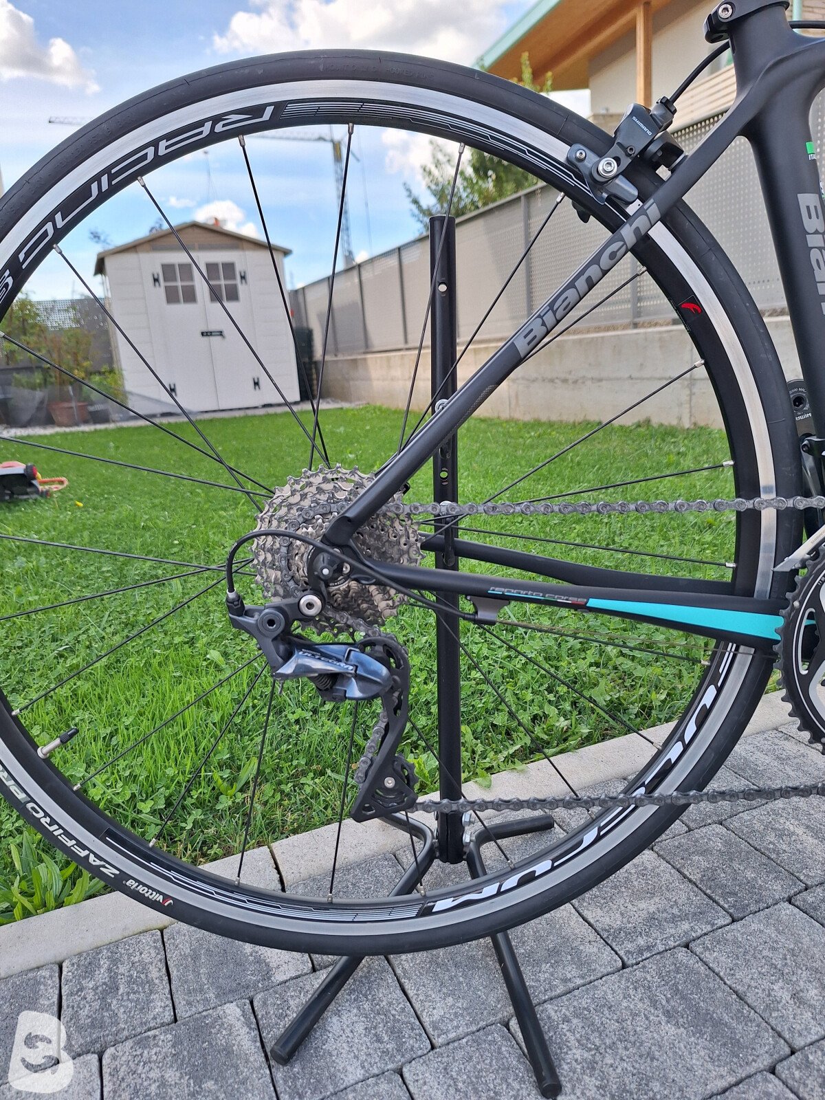 Bianchi Infinito CV Dama Ultegra 2019