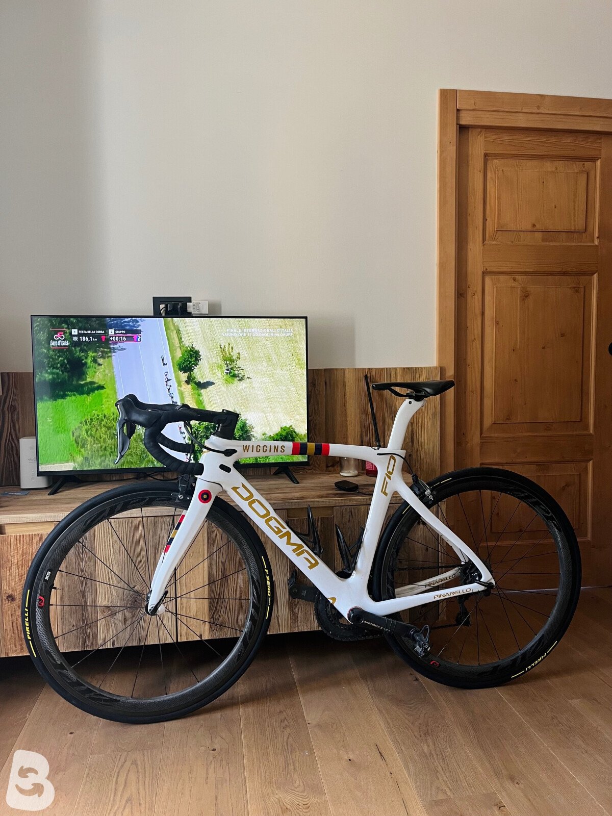 Pinarello Dogma F10 Ultegra Di2 Bike 2019