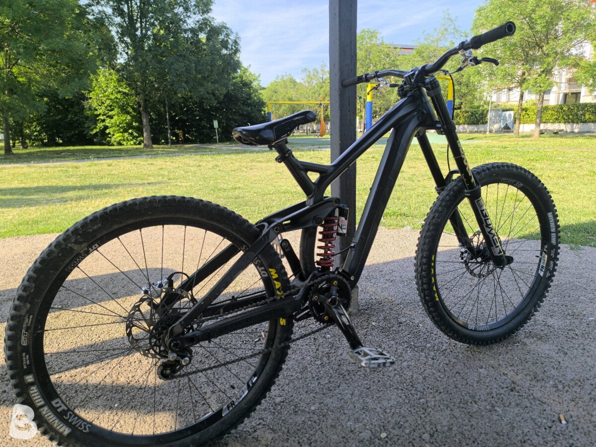 Trek Session 8 2019