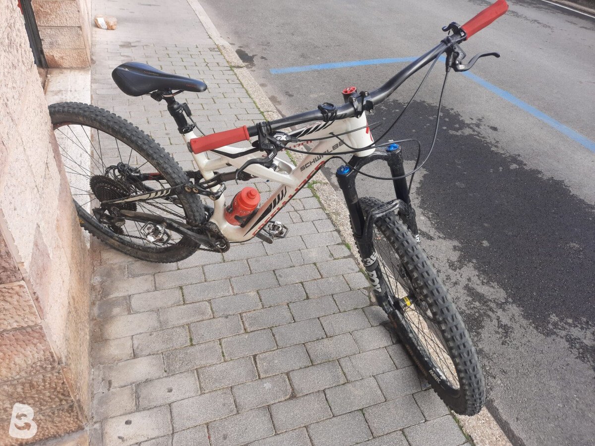 Specialized enduro comp 2015