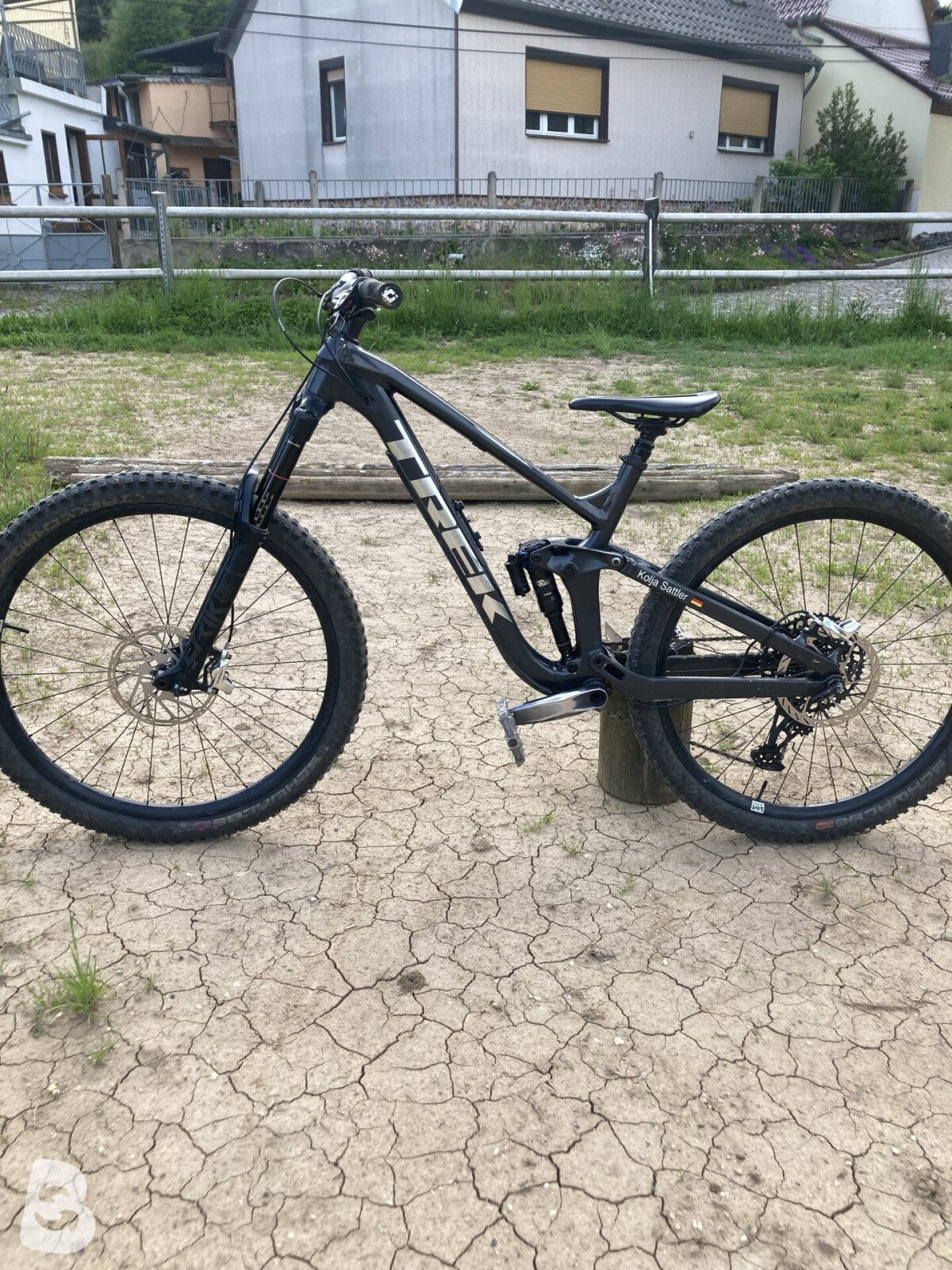 Trek Slash 8 2021