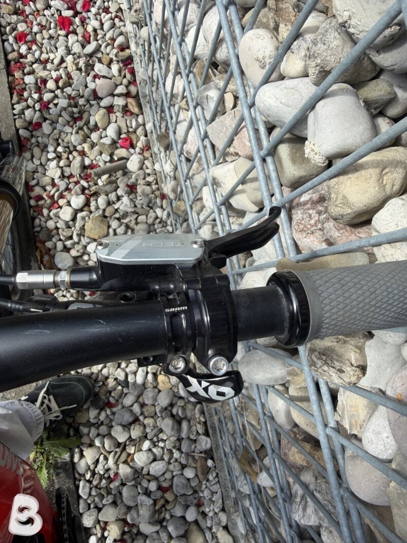 Santa Cruz V10 S Carbon 2025